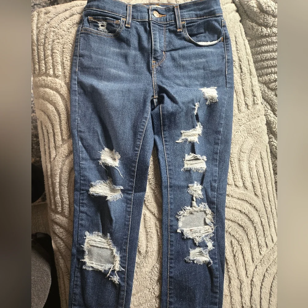Levi's Classic Dark Wash Slim Jeans - Blue - Picture 4 of 5